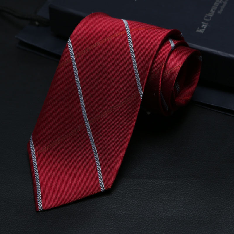Red Silver Stripe Silk Tie – Bold Formal Accessory