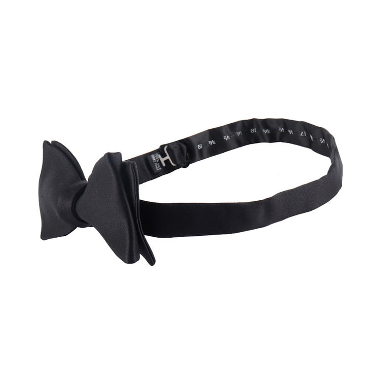 Black Silk Self-Tie Bow Tie – Classic Formal Accessory